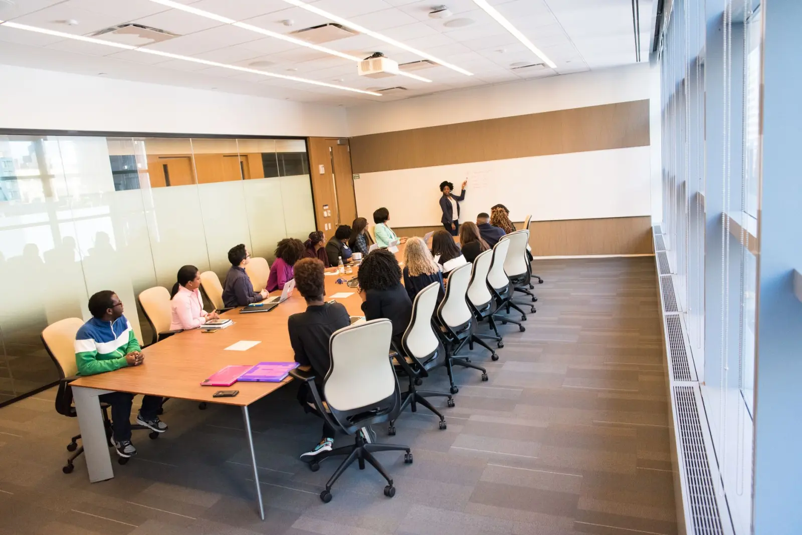 电子元器件型号对比：工业级传感器与仪器仪表选型要点