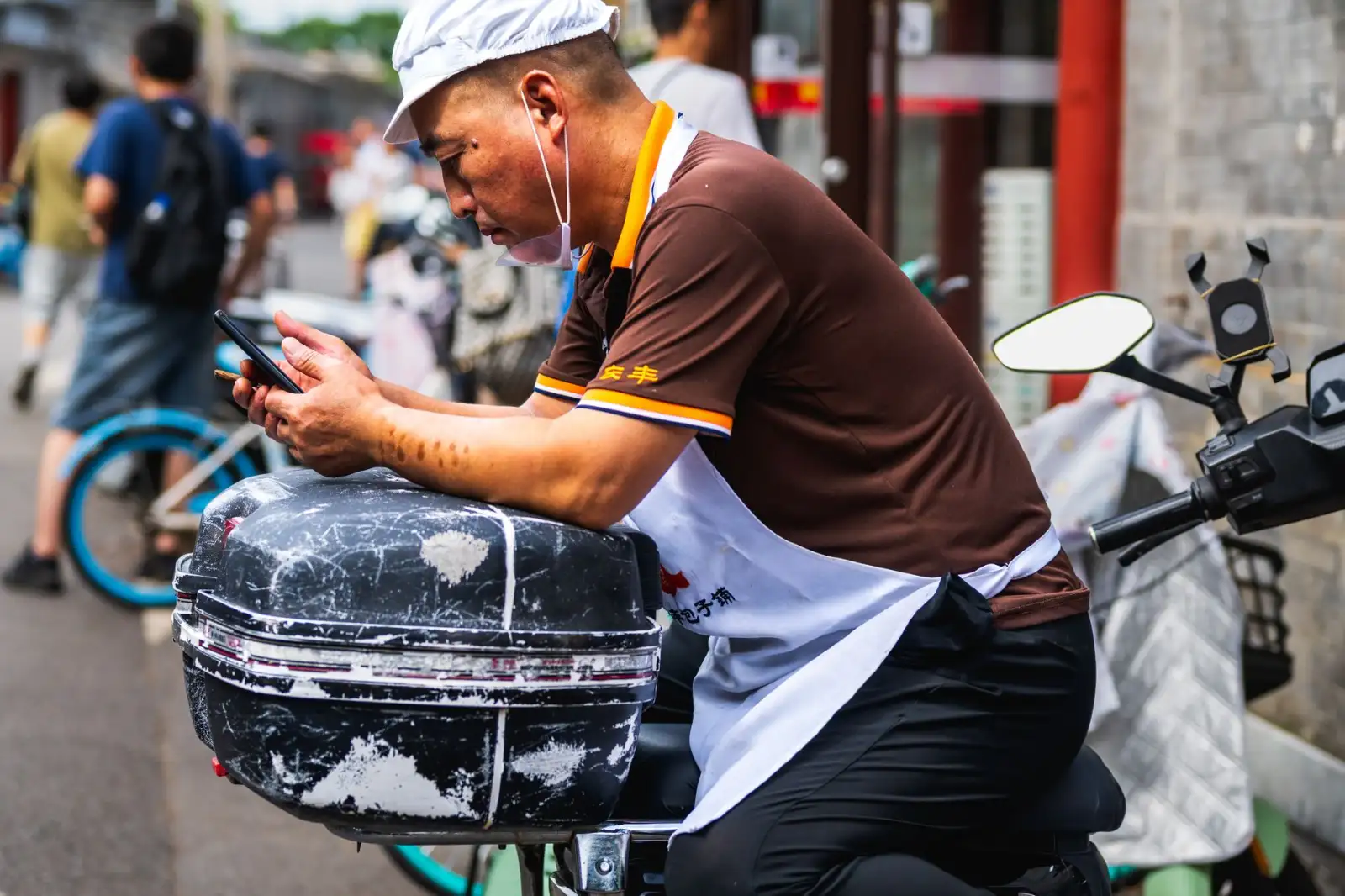 2025年电子元器件行业技术趋势及国产替代路径展望